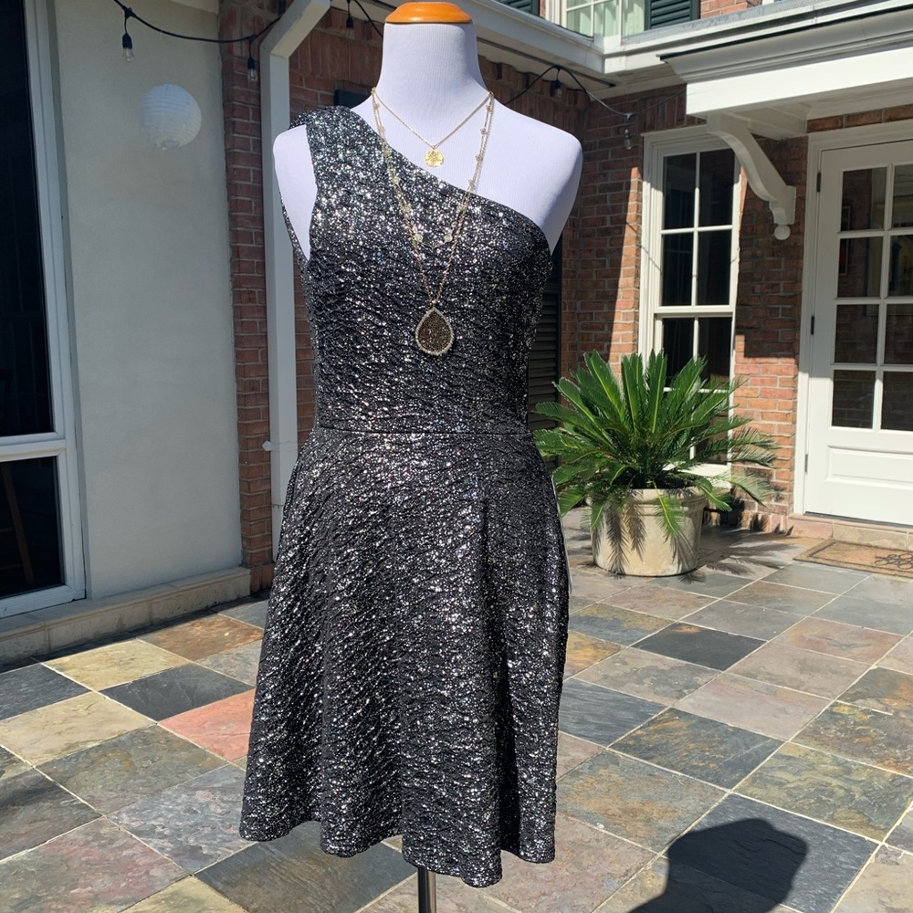 NWT PromGirl One Shoulder Bodycon Dress M